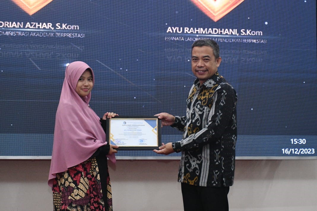 Laboran Jurusan Teknik Informatika kembali meraih penghargaan Laboran Berprestasi 2023